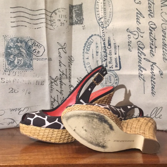 Banana Republic giraffe wedge sandal - Picture 2 of 4